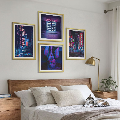 Set tablouri gata de agățat Oraș de noapte cu lumini neon