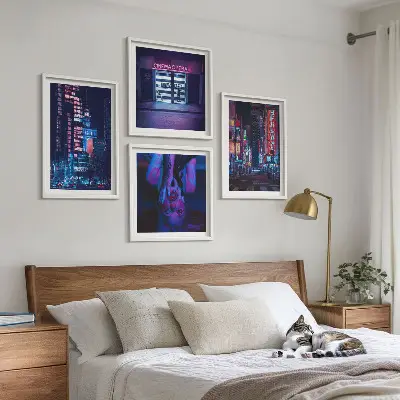 Set de tablouri Oraș de noapte cu lumini neon gata de agățat