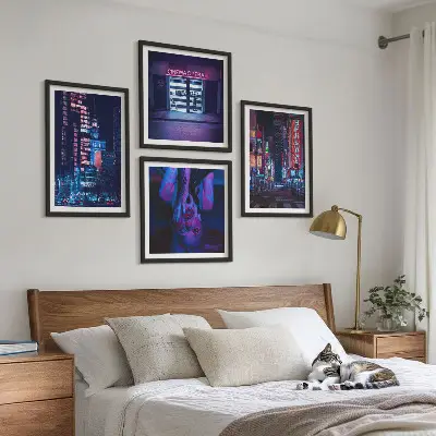 Set de tablouri Oraș de noapte cu lumini neon gata de agățat