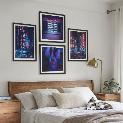 Set tablouri gata de agățat Oraș de noapte cu lumini neon