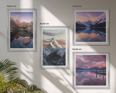 Compoziție de tablouri pentru perete Peisaje montane în fundal