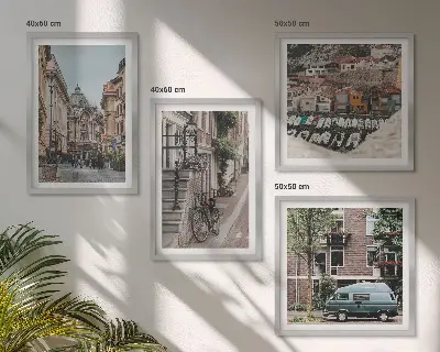 Compoziție de tablouri pentru perete cu vederi ale clădirilor din oraș