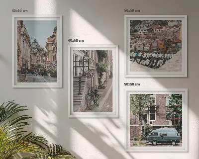 Compoziție de tablouri pentru perete cu vederi ale clădirilor din oraș