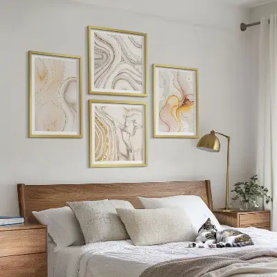 Compoziție de tablouri pentru perete cu modele abstracte calde