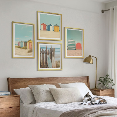 Compoziție de tablouri pentru perete Case colorate pe plajă