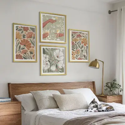 Set de tablouri gata de agățat cu modele florale în nuanțe de portocaliu și verde