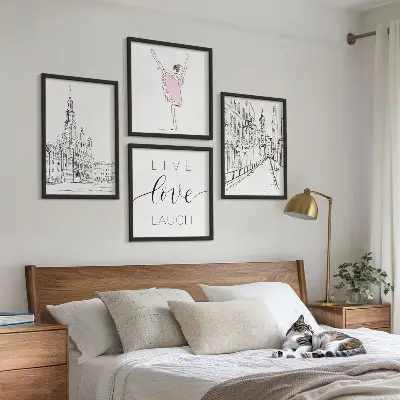 Set de tablouri gata de agățat arhitectură elegantă în stil balerină grafică