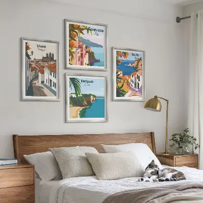 Set de tablouri cu ilustrații retro ale orașelor lumii gata de agățat