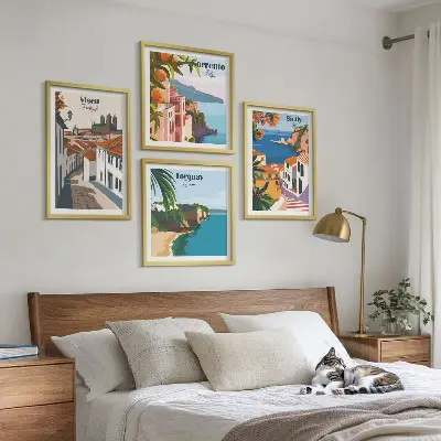 Set de tablouri cu ilustrații retro ale orașelor lumii gata de agățat