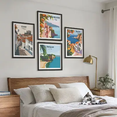 Set de tablouri cu ilustrații retro ale orașelor lumii gata de agățat