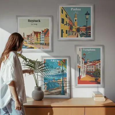 Set de tablouri cu ilustrații retro ale orașului gata de agățat