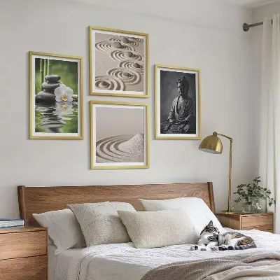 Compoziție de tablouri pentru perete cu Buddha relaxant pe plajă