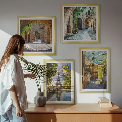 Set de tablouri Arhitectura străzilor Turnului Eiffel gata de agățat