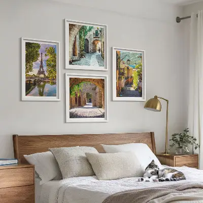 Set de tablouri Arhitectura străzilor Turnului Eiffel gata de agățat