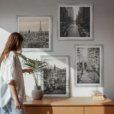 Compoziție de tablouri pentru perete cu vederi din Paris și New York cu scări
