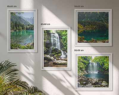 Set tablouri gata de agățat Cascade în împrejurimi verzi