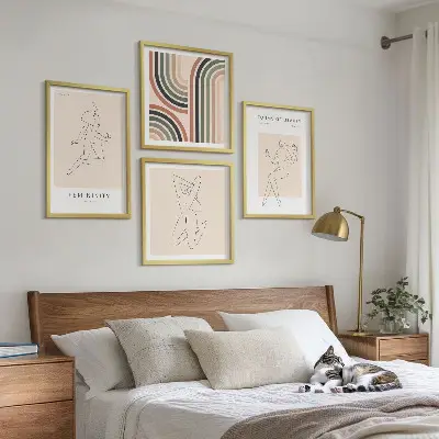 Set de tablouri decorative pentru perete cu siluete feminine