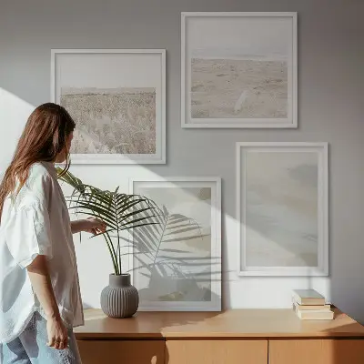 Set de tablouri decorative gata de agățat cu fundal abstract și linii delicate