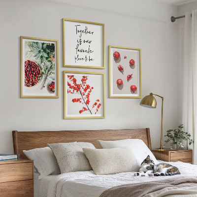 Compoziție de tablouri pentru perete Fructe roșii ale plantelor minimalistice