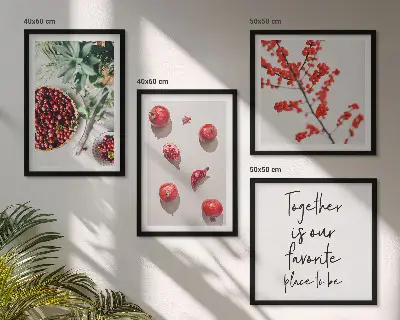 Compoziție de tablouri pentru perete fructe roșii în stil minimalist