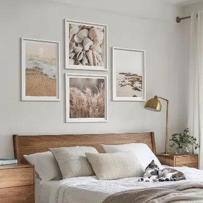Set de tablouri gata de agățat cu model boho reprezentând iarbă de plajă, valuri și pietre