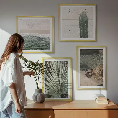 Compoziție de tablouri pentru perete cu tematică de plante tropicale