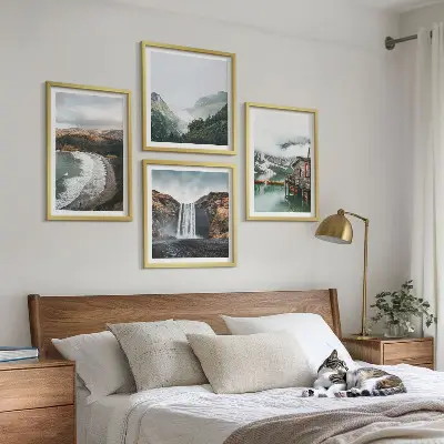 Set tablouri gata de agățat cu peisaj montan cu nori și apă