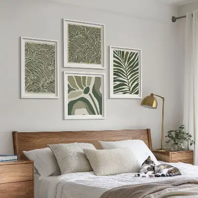 Set de tablouri gata de agățat cu modele de frunze și forme ondulate