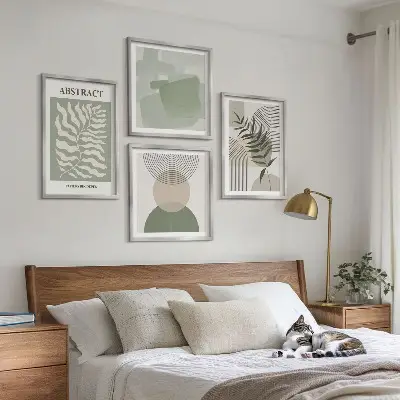 Compoziție de tablouri pentru perete cu abstracțiuni botanice în stil boho