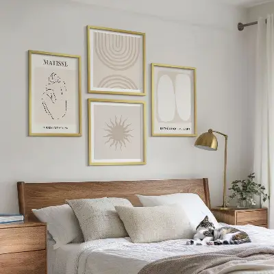 Set de tablouri gata de agățat cu design de linii minimaliste elegante