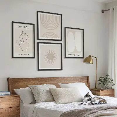 Set de tablouri gata de agățat cu design de linii minimaliste elegante