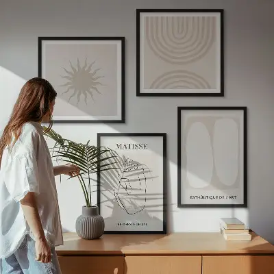Set de tablouri gata de agățat cu design de linii minimaliste elegante