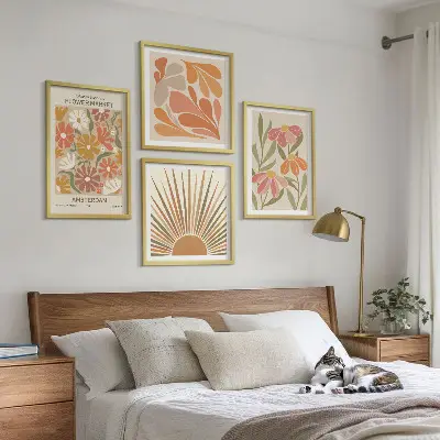 Compoziție de tablouri pentru perete cu flori de soare pastelate