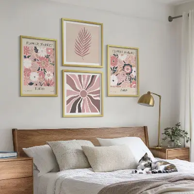 Compoziție de tablouri pentru perete cu modele florale, frunze și geometrie