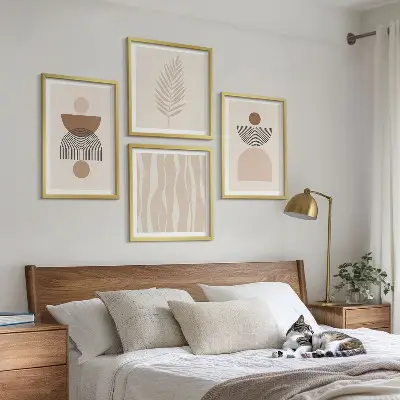 Set tablouri cu forme abstracte maro și bej gata de agățat