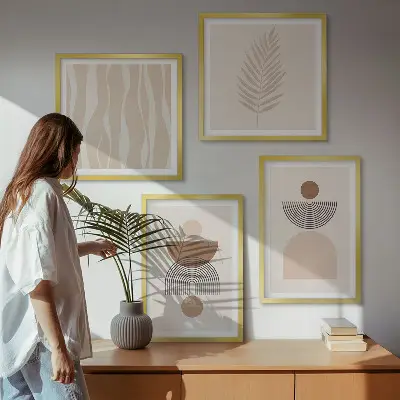 Set tablouri cu forme abstracte maro și bej gata de agățat