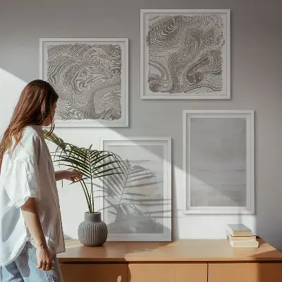 Compoziție de tablouri pentru perete cu texturi uzate în stil modern