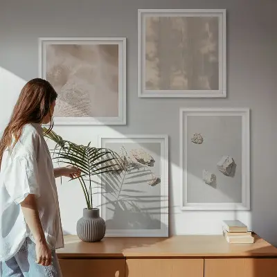 Compoziție de tablouri pentru perete cu decorațiuni de plajă și pietre în stil boho