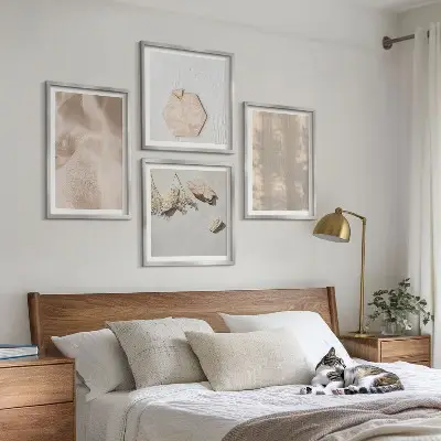 Set de tablouri gata de agățat cu texturi naturale subtile în stil boho