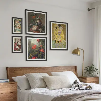 Compoziții de artă florală cu ramă poliptic