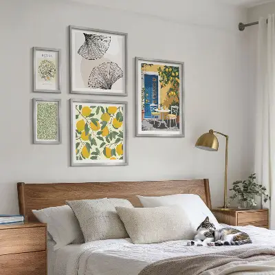 Poliptic înrămat cu motive vegetale elegante