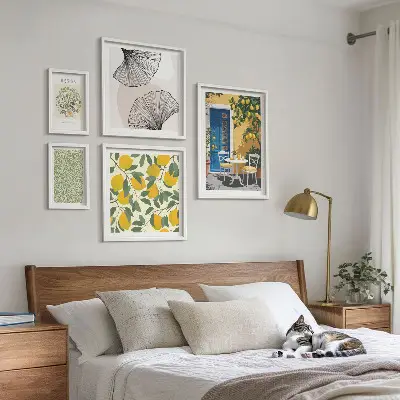 Poliptic înrămat cu motive vegetale elegante