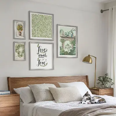 Set de tablouri decorative pentru perete cu motive vegetale și accente boho