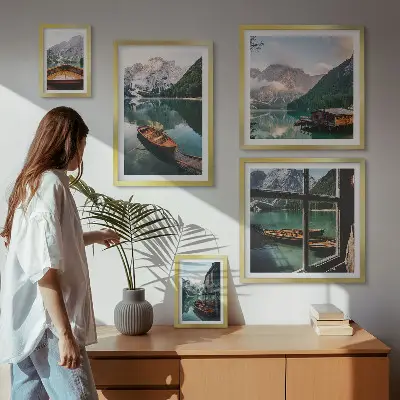 Set tablouri decorative pentru perete cu peisaje montane, lacuri și bărci