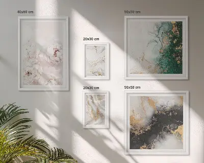 Poliptic înrămat cu accente florale și eleganță abstractă