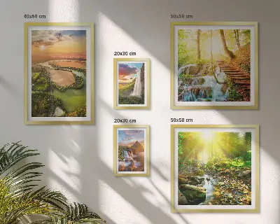 Set de tablouri decorative pentru perete cu peisaje de cascade și văi