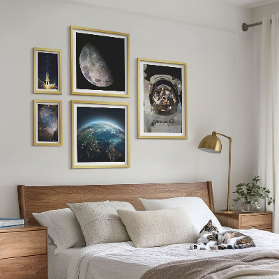 Polyptic înrămat Descoperirile spațiale ale astronauților