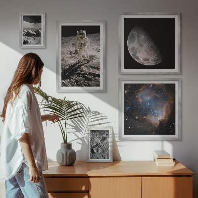 Polyptic înrămat Descoperiri și secrete cosmice