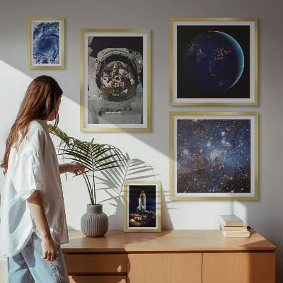 Polyptic înrămat Descoperirile spațiale ale astronauților