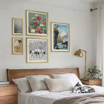 Set de tablouri decorative pentru perete cu peisaje naturale și flori